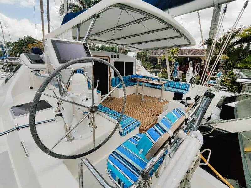 2004-switch-51-sail-9283504-20240422140646544-1_XLARGE.jpg
