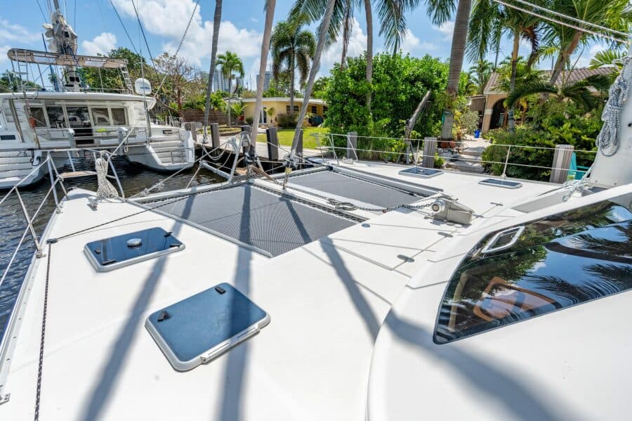 2004-switch-51-sail-9283504-20240509055459815-1_XLARGE.jpg