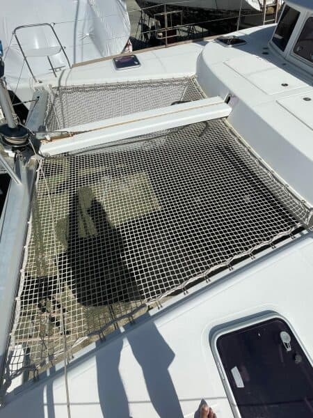 2011-lagoon-380-sail-9376262-20240503050748696-1_XLARGE.jpg