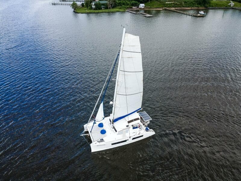 2009-catana-42-owners-version-sail-9421493-20240613120606307-1_XLARGE.jpg