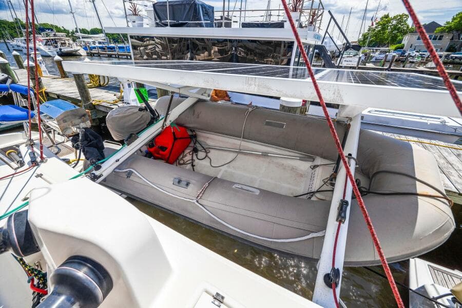 2009-catana-42-owners-version-sail-9421493-20240613120824548-1_XLARGE.jpg