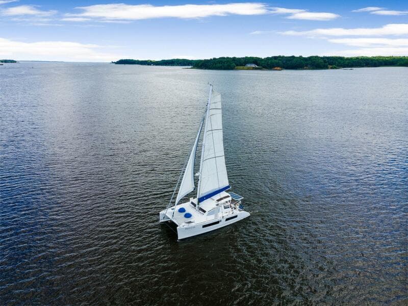 2009-catana-42-owners-version-sail-9421493-20240613120552510-1_XLARGE.jpg