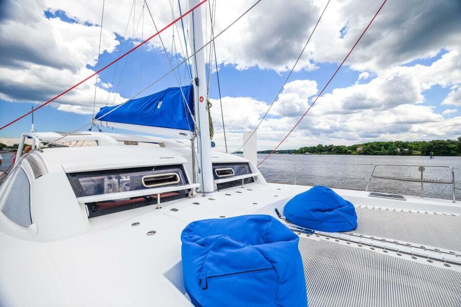 2009-catana-42-owners-version-sail-9421493-20240613120853542-1_XLARGE.jpg
