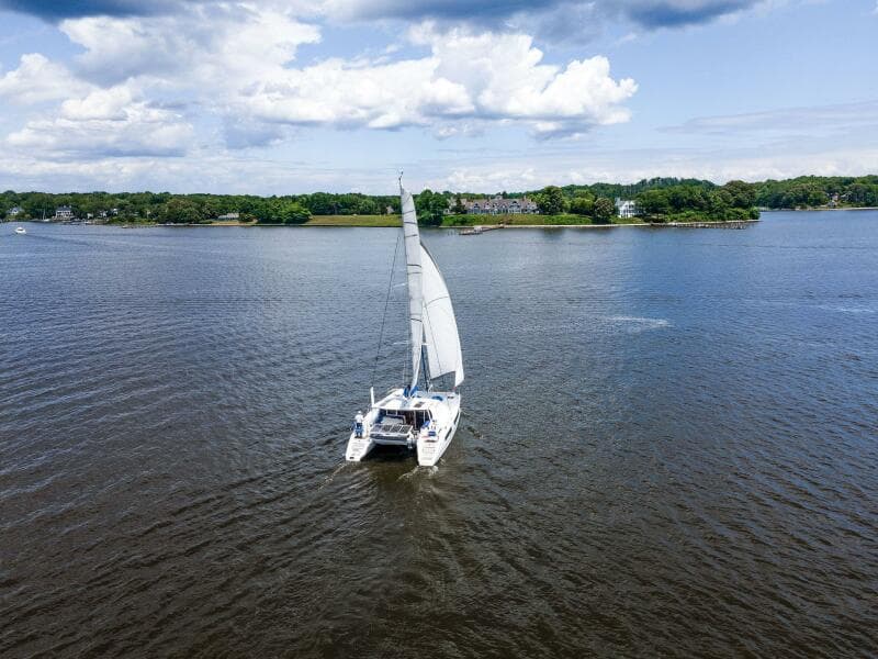 2009-catana-42-owners-version-sail-9421493-20240613120616353-1_XLARGE.jpg