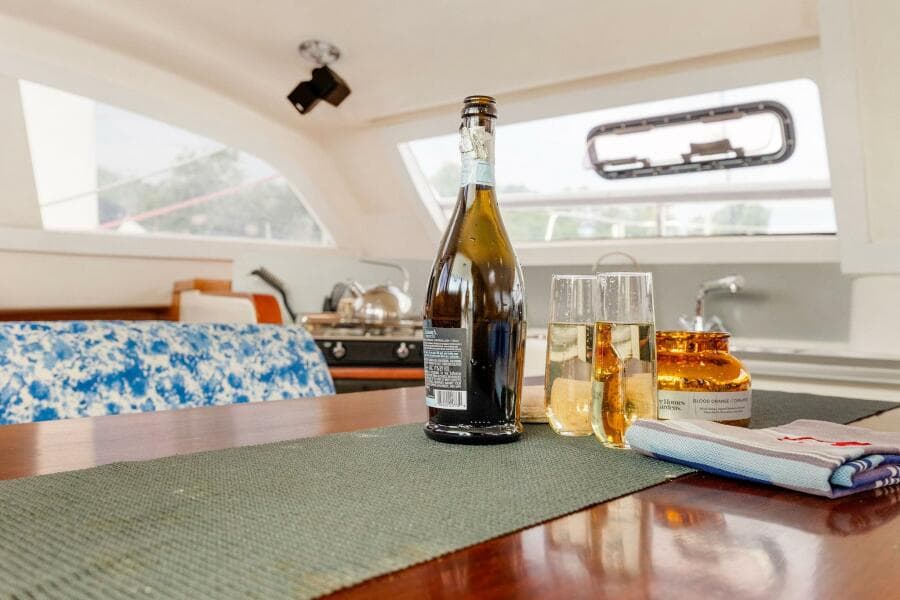 2009-catana-42-owners-version-sail-9421493-20240613121204425-1_XLARGE.jpg