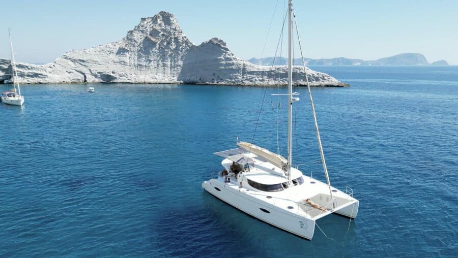 2011-fountaine-pajot-lipari-41-sail-9484664-20240727081229594-1_XLARGE.jpg