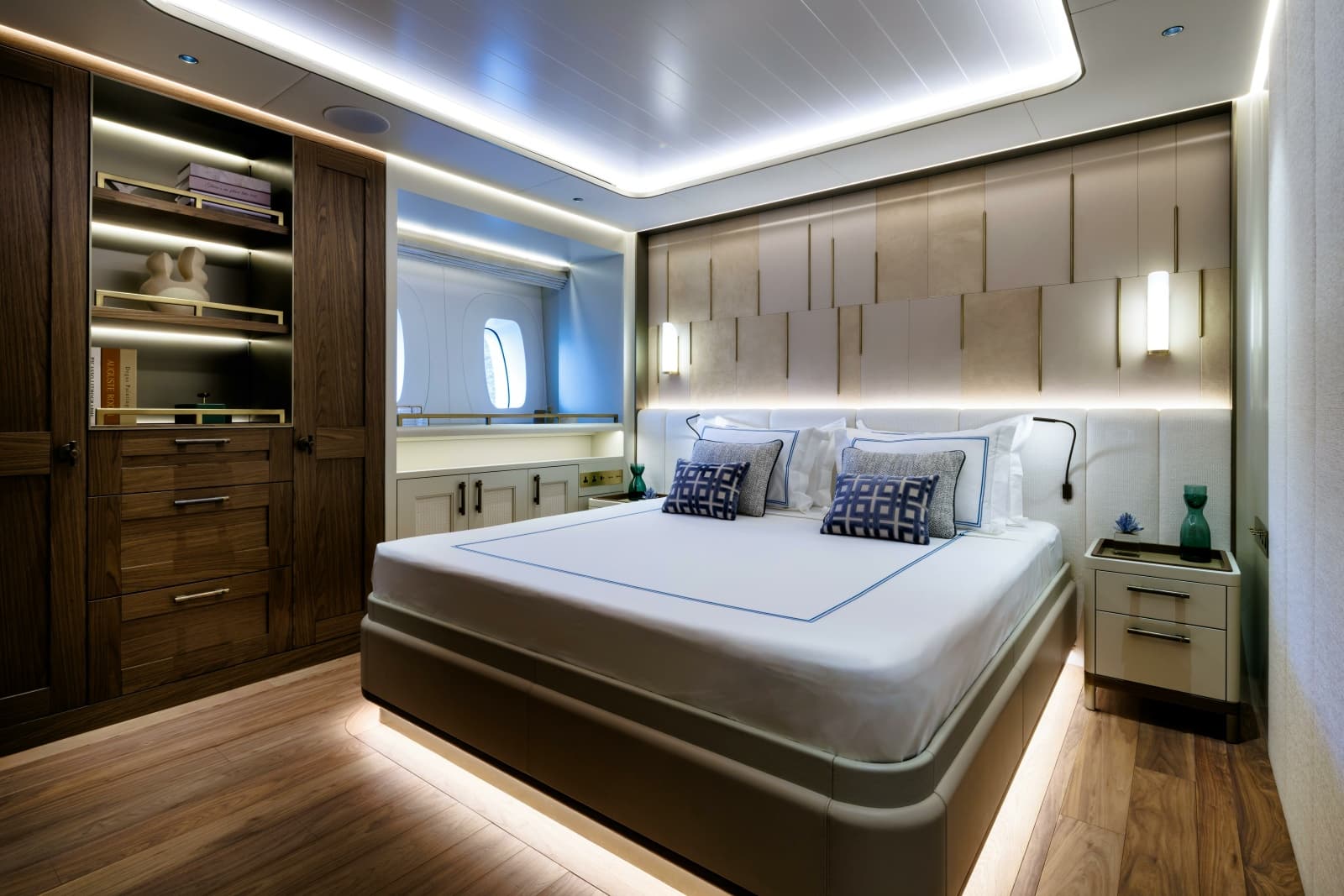 2026 Ares Yachts 