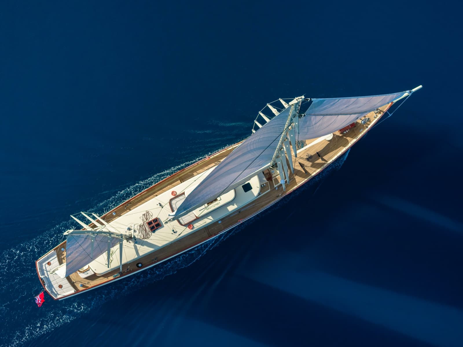 2026 Ares Yachts 