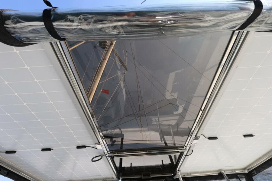 2022-lagoon-42-sail-9525041-20240829062039193-1_XLARGE.jpg
