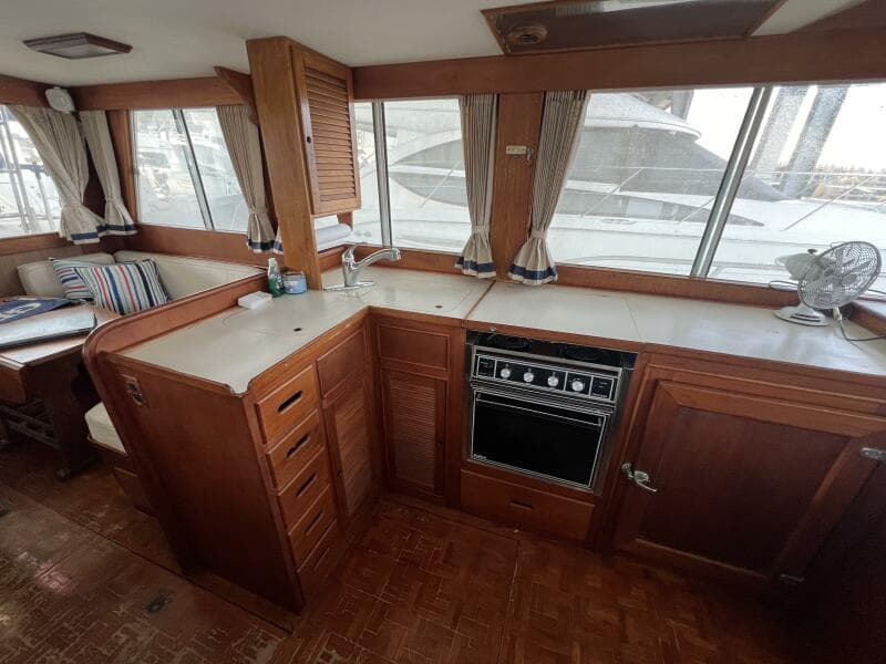 1985 Grand Banks 36