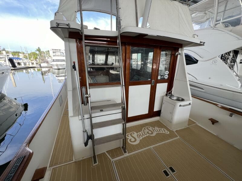 1985 Grand Banks 36