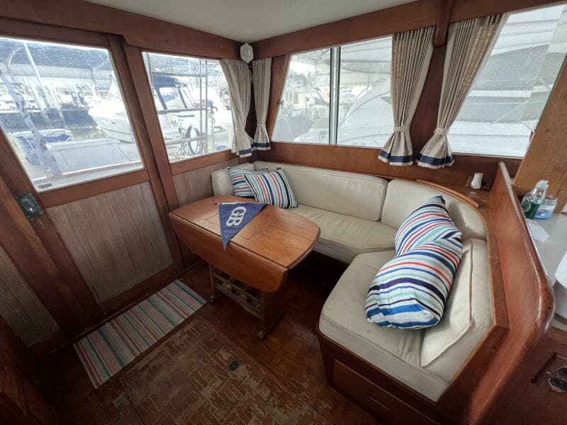1985 Grand Banks 36