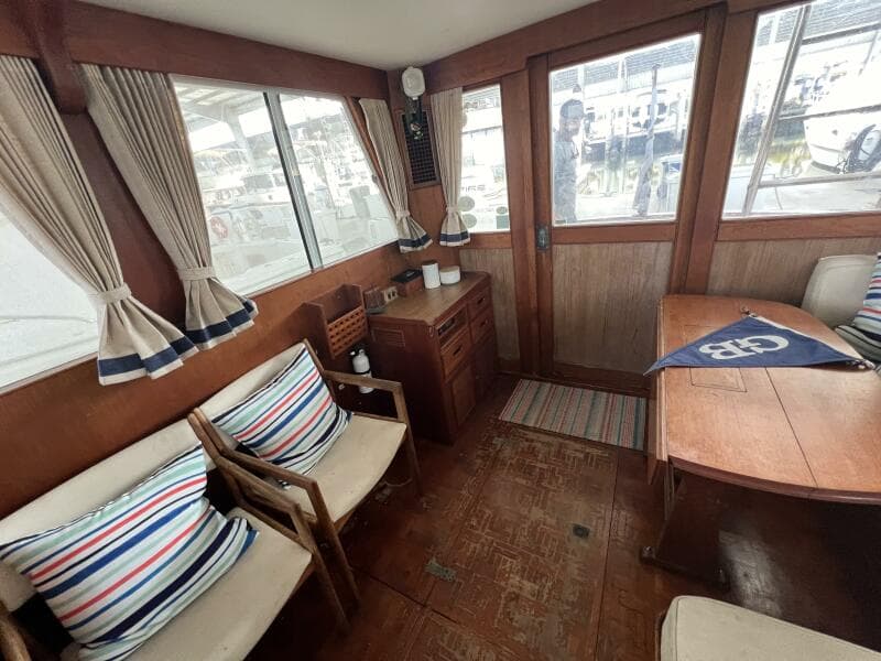 1985 Grand Banks 36