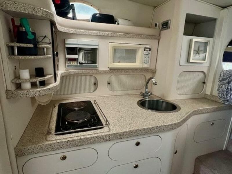 2000 Rinker 342 Fiesta Vee