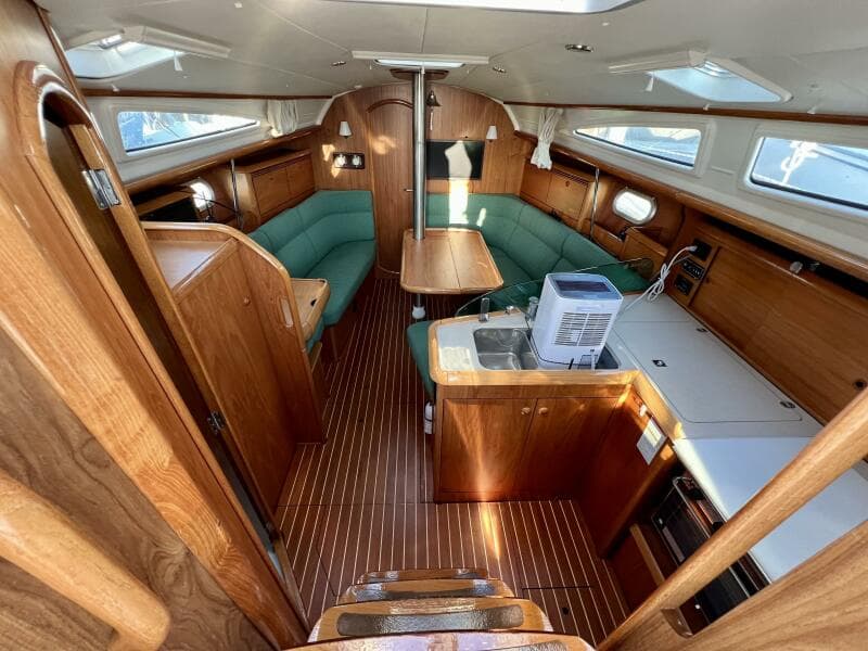 2005 Jeanneau Sun Odyssey 35