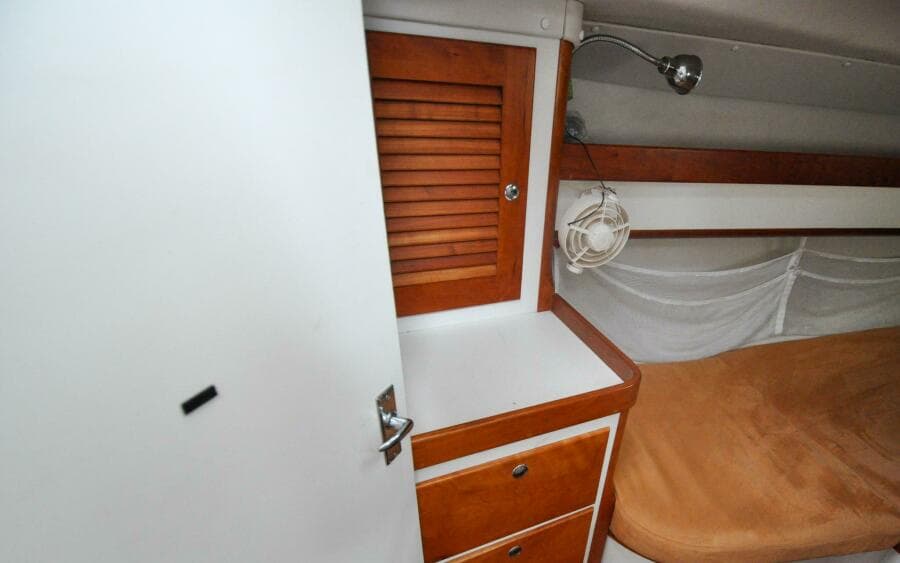  - StorageJ/42 - Canty - Aft Cabin