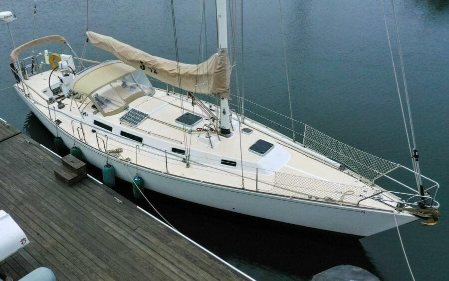 J/42 - Canty - On Dock