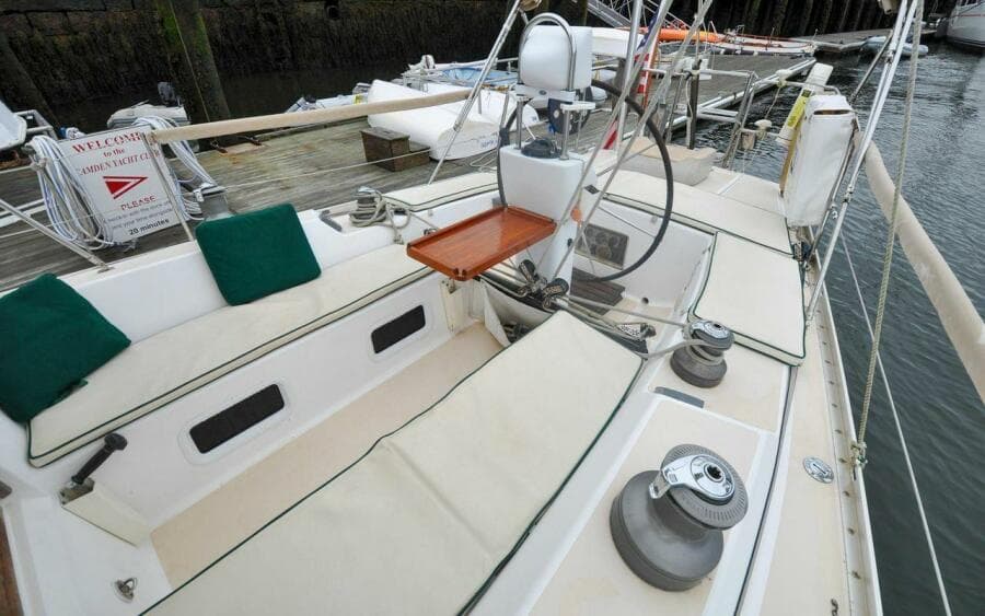 J/42 - Canty - Cockpit