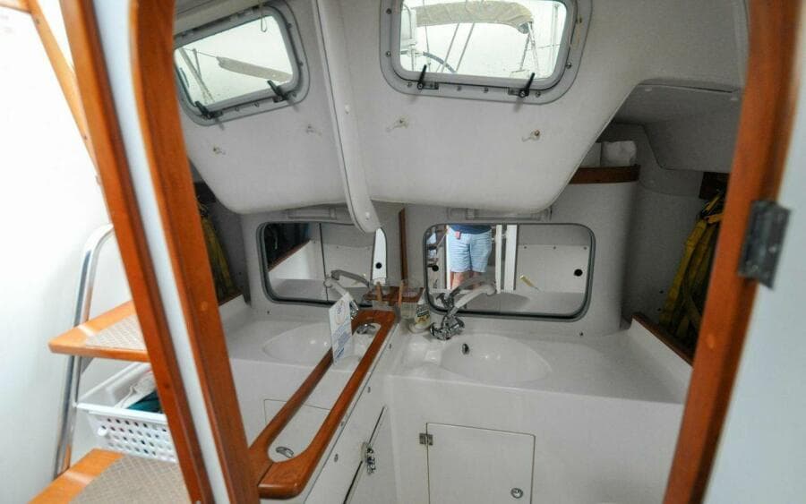 J/42 - Canty - Aft Head - Mirror