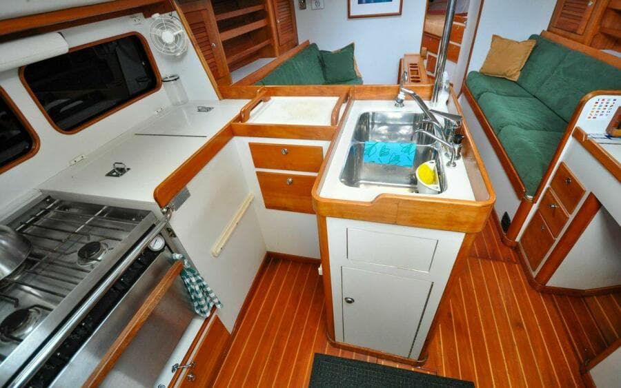 J/42 - Canty - Salon