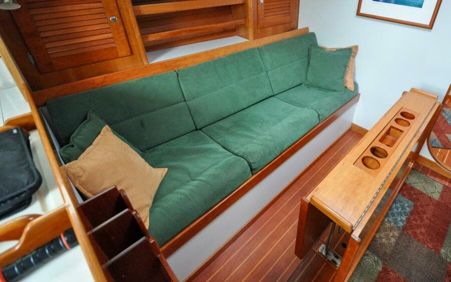 J/42 - Canty - Salon