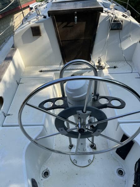 Cockpit and helm