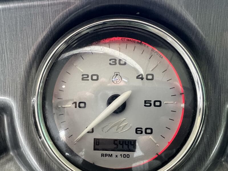 18 Tachometer