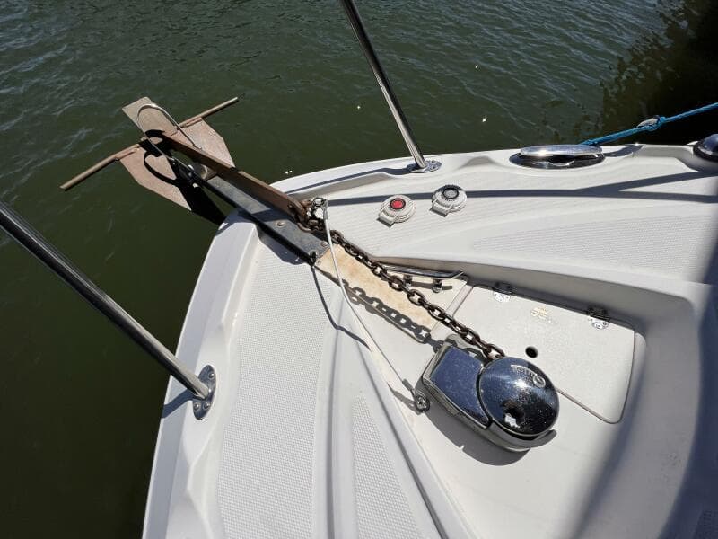 12 Windlass