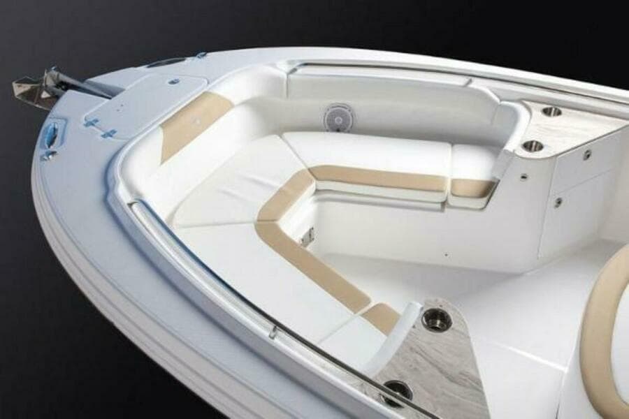 2025 Edgewater 262CC