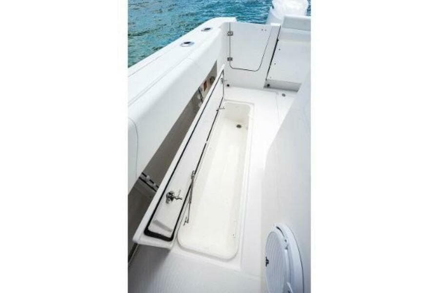 2025 Edgewater 285CC