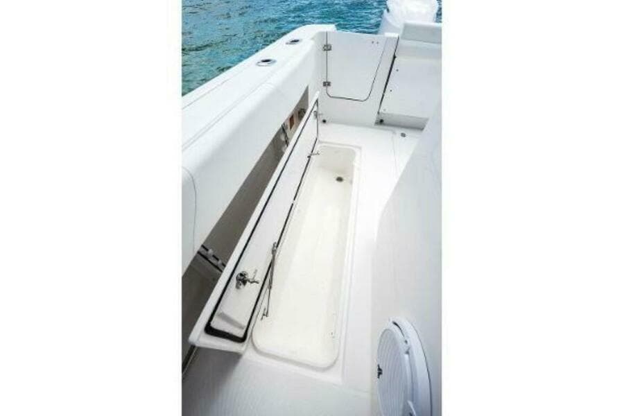 2025 Edgewater 285CC