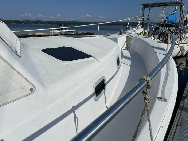 2000 Mainship 390
