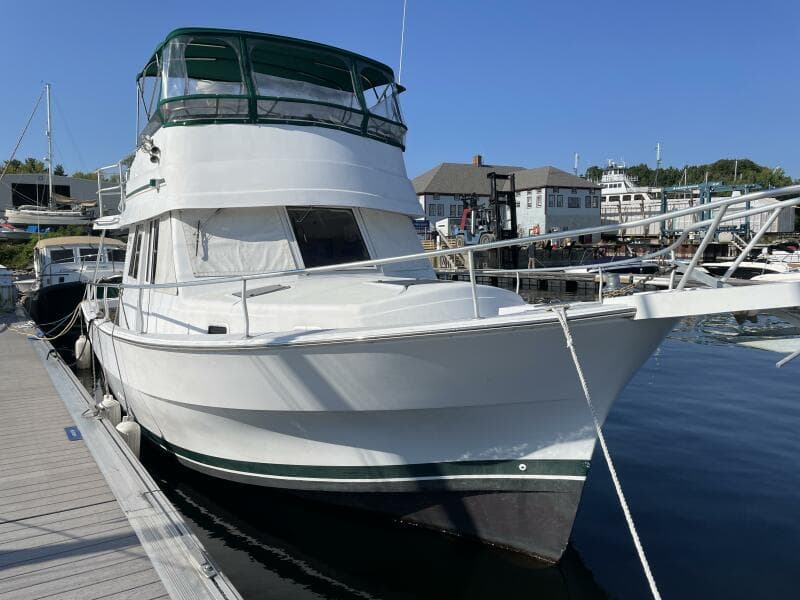 2000 Mainship 390