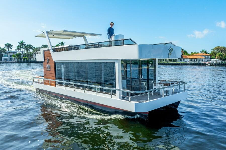 2023 Reina Boats 44DR