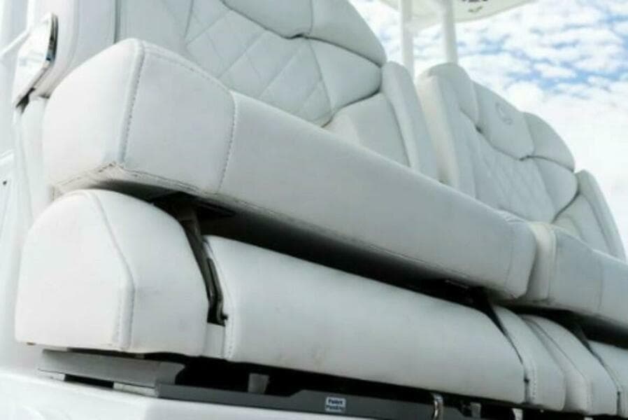 2025 Edgewater 340CC