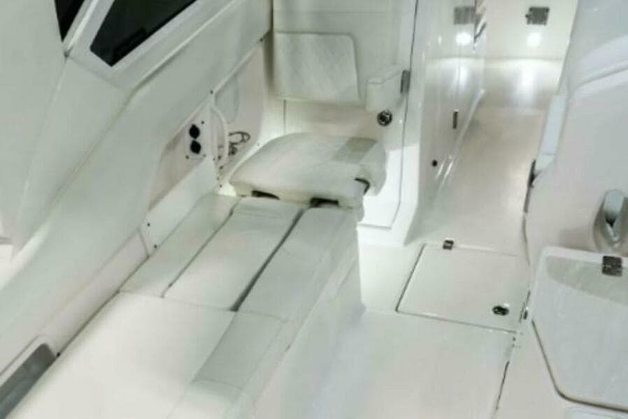 2025 Edgewater 262CX