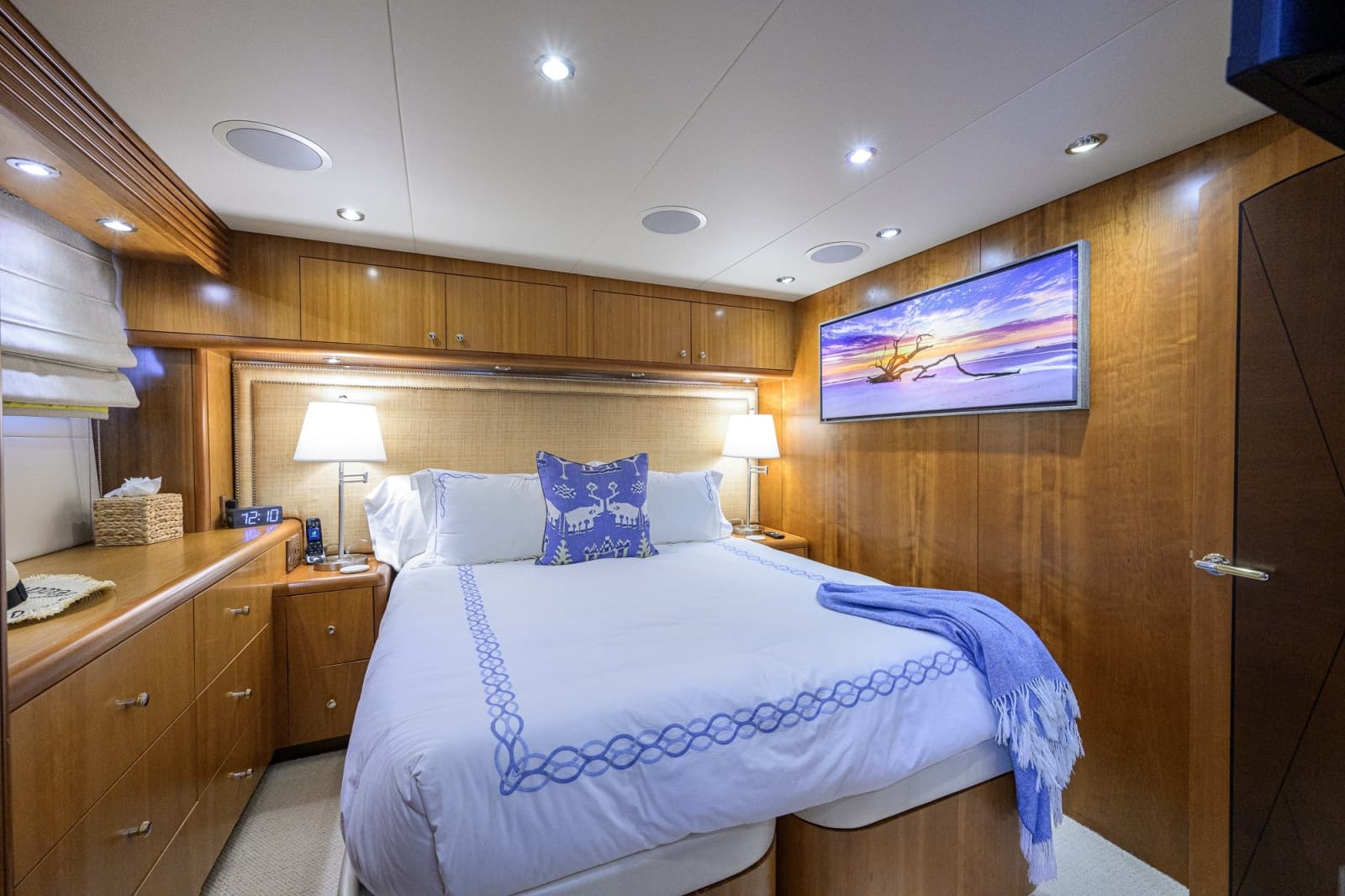 Hatteras 100 MAGIC - Starboard Guest Stateroom