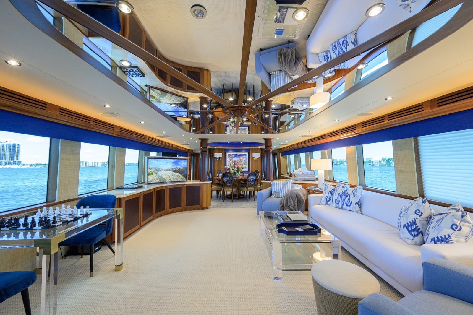 Hatteras 100 MAGIC - Salon