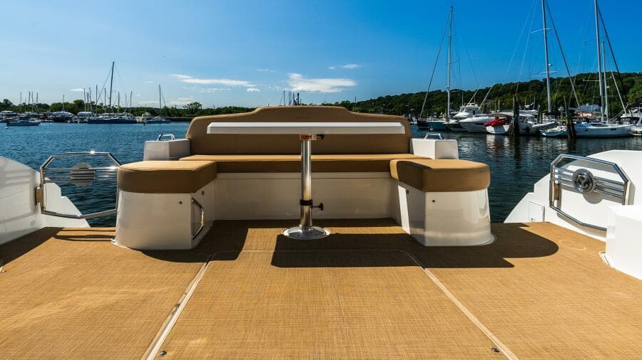 2013 Cruisers 48 Cantius