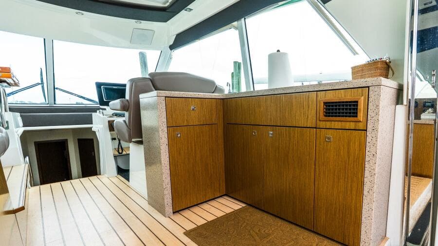 2013 Cruisers 48 Cantius