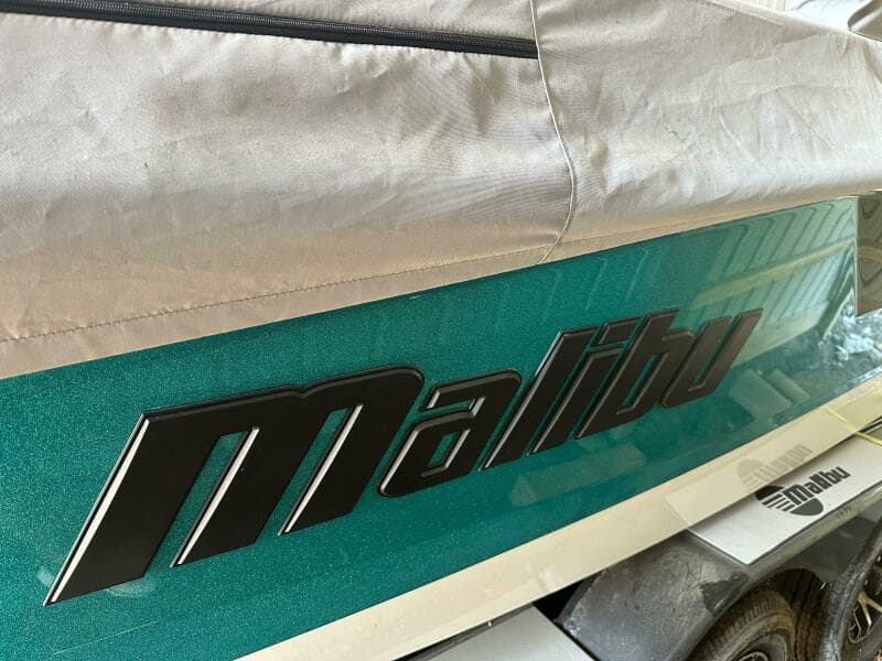2020 Malibu 32 MXZ