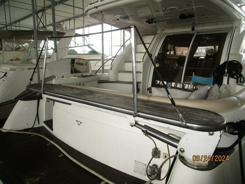 47' Sealine passarelle-tender crane