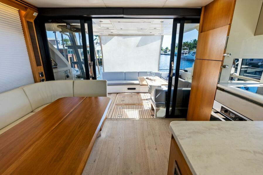 2013 Absolute 55 Fly