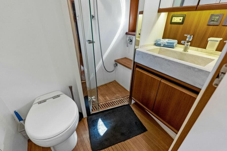 2013 Absolute 55 Fly