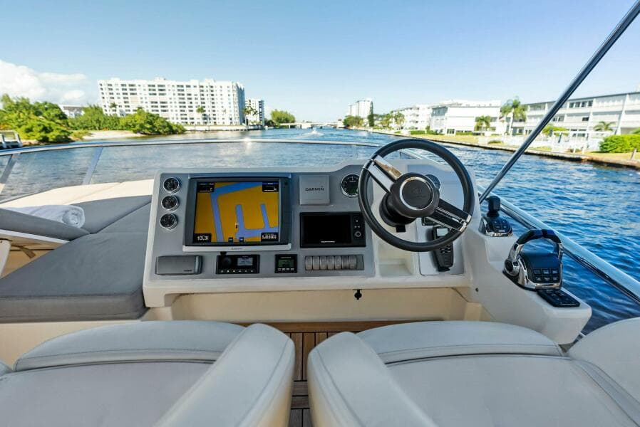 2013 Absolute 55 Fly