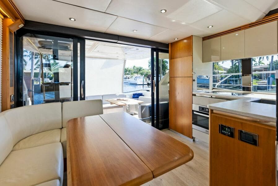 2013 Absolute 55 Fly