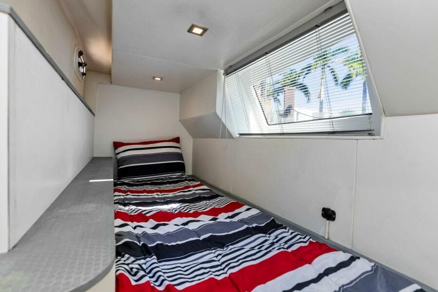 2013 Absolute 55 Fly