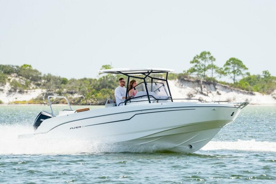 2027 Beneteau FLYER 8 SPACEdeck