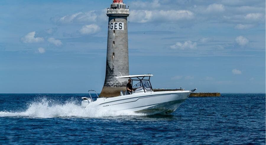 2027 Beneteau FLYER 8 SPACEdeck