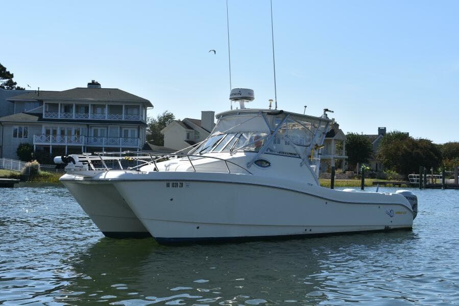 2003 World Cat 270 EC